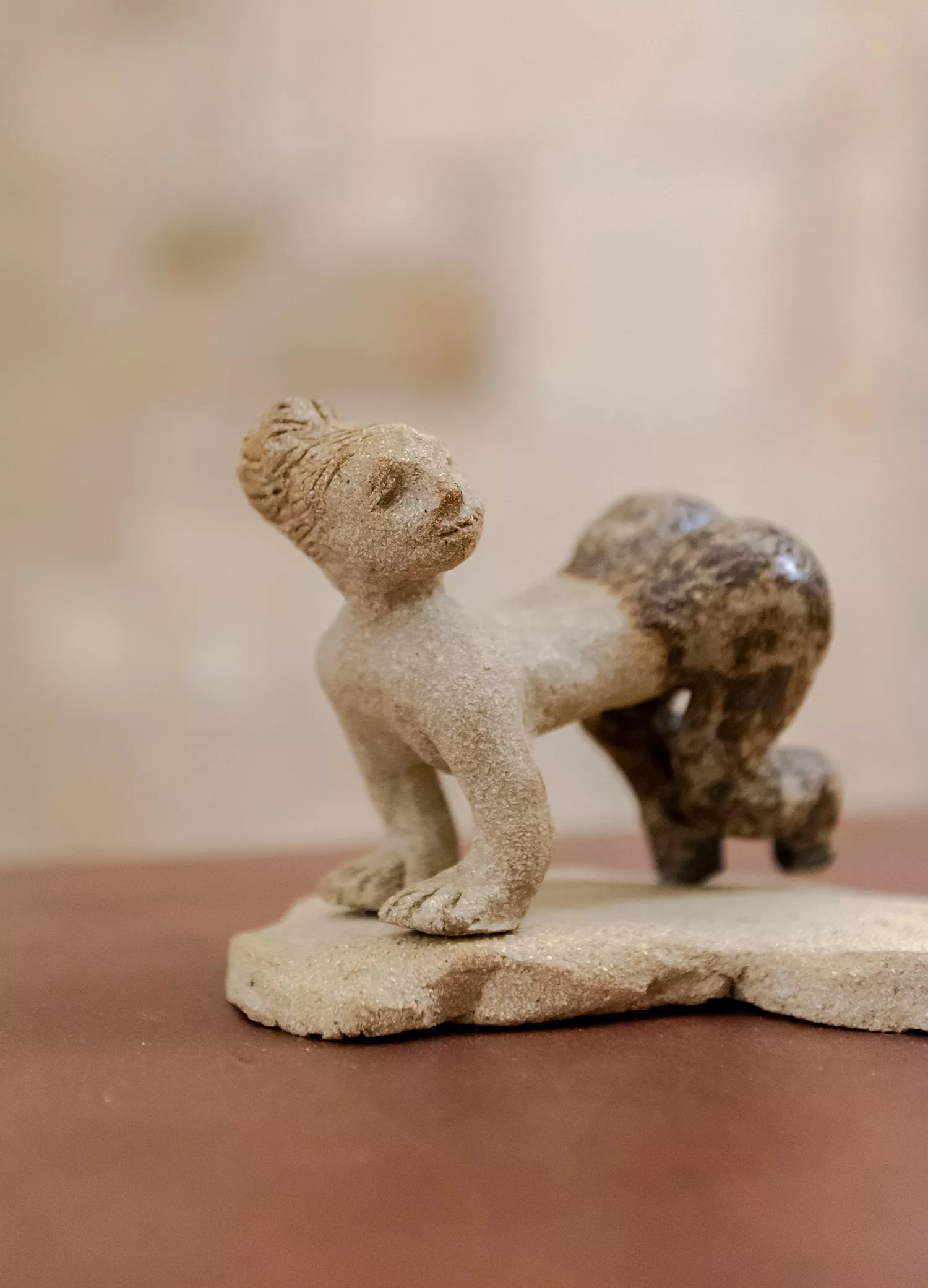 Gaia Fugazza - Gaia Fugazza, Those Who Walk Away, 2023, detail of ceramic therianthropic figure looking back on all fours.